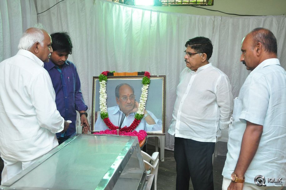 Celebrities-Pay-Homage-To-Edida-Nageswara-Rao